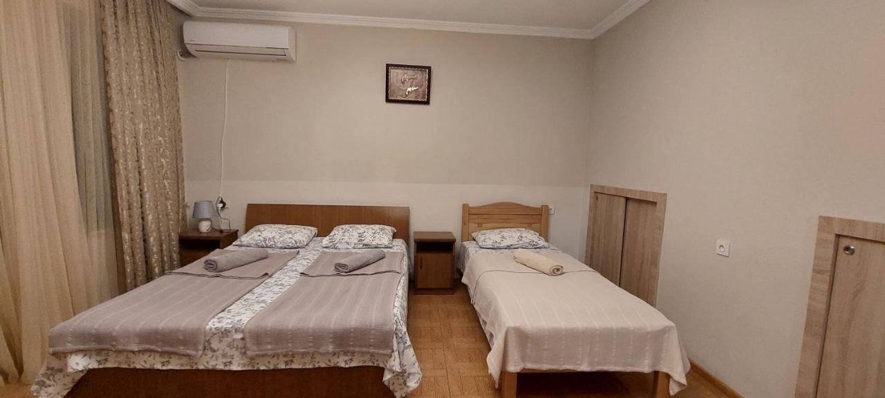 Geo Kutaisi Apartment Екстериор снимка